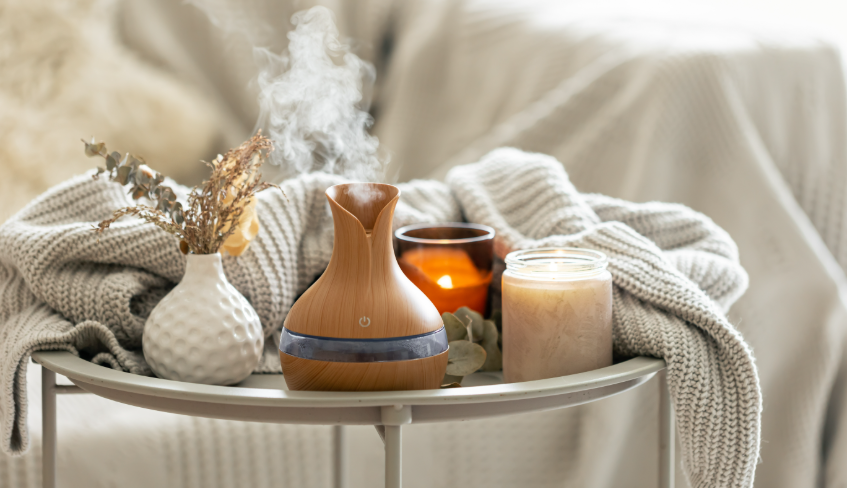 Salon apaisant avec diffuseur moderne